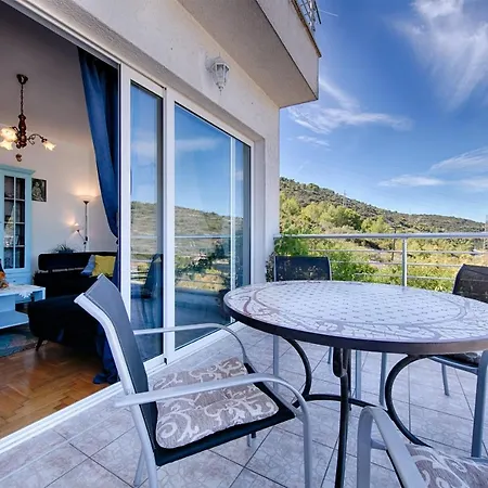 Diva Apartment Vis
